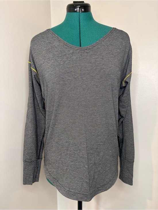 lululemon athletica Tops - lululemon athletica Gray (fine lines) Long-Sleeve Tee with Yellow Trim